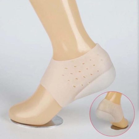 Socks with lifting heels